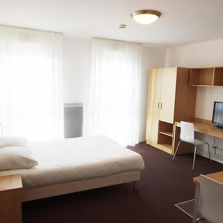 Kosy City&park 3*
