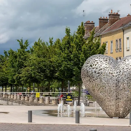 The Originals Residence, Kosy & Park Aparthotel Troyes