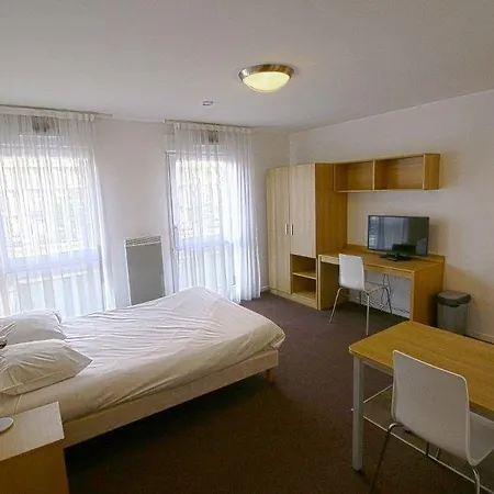 Apartmanhotel The Originals Residence, Kosy & Park Troyes