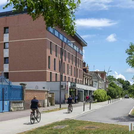 アパートホテル Kosy & Park