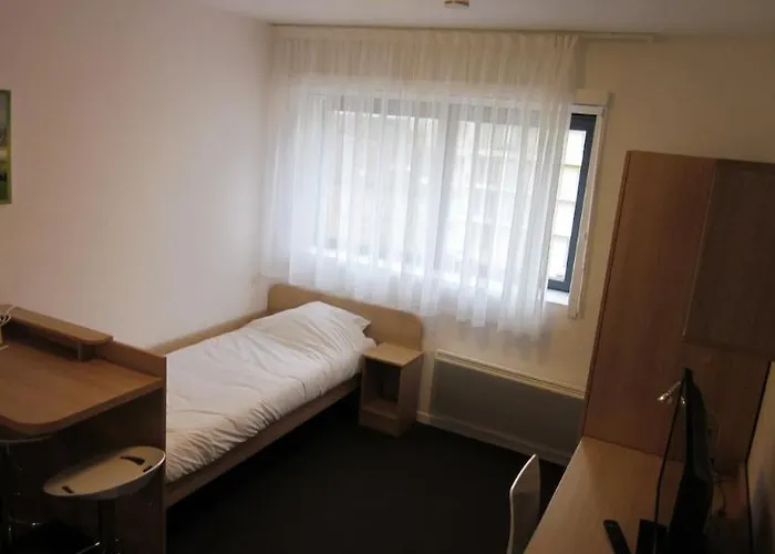 Kosy & Park Lägenhetshotell 2*